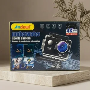 Side perspective of the action camera lens focusing on the expansive 110-degree field of view marker.